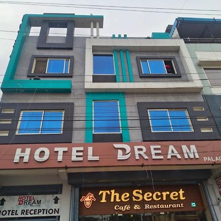 Hotel O Dream Palace إندور المظهر الخارجي الصورة