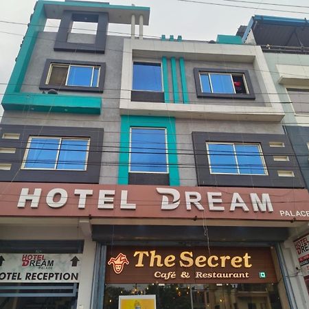Hotel O Dream Palace إندور المظهر الخارجي الصورة