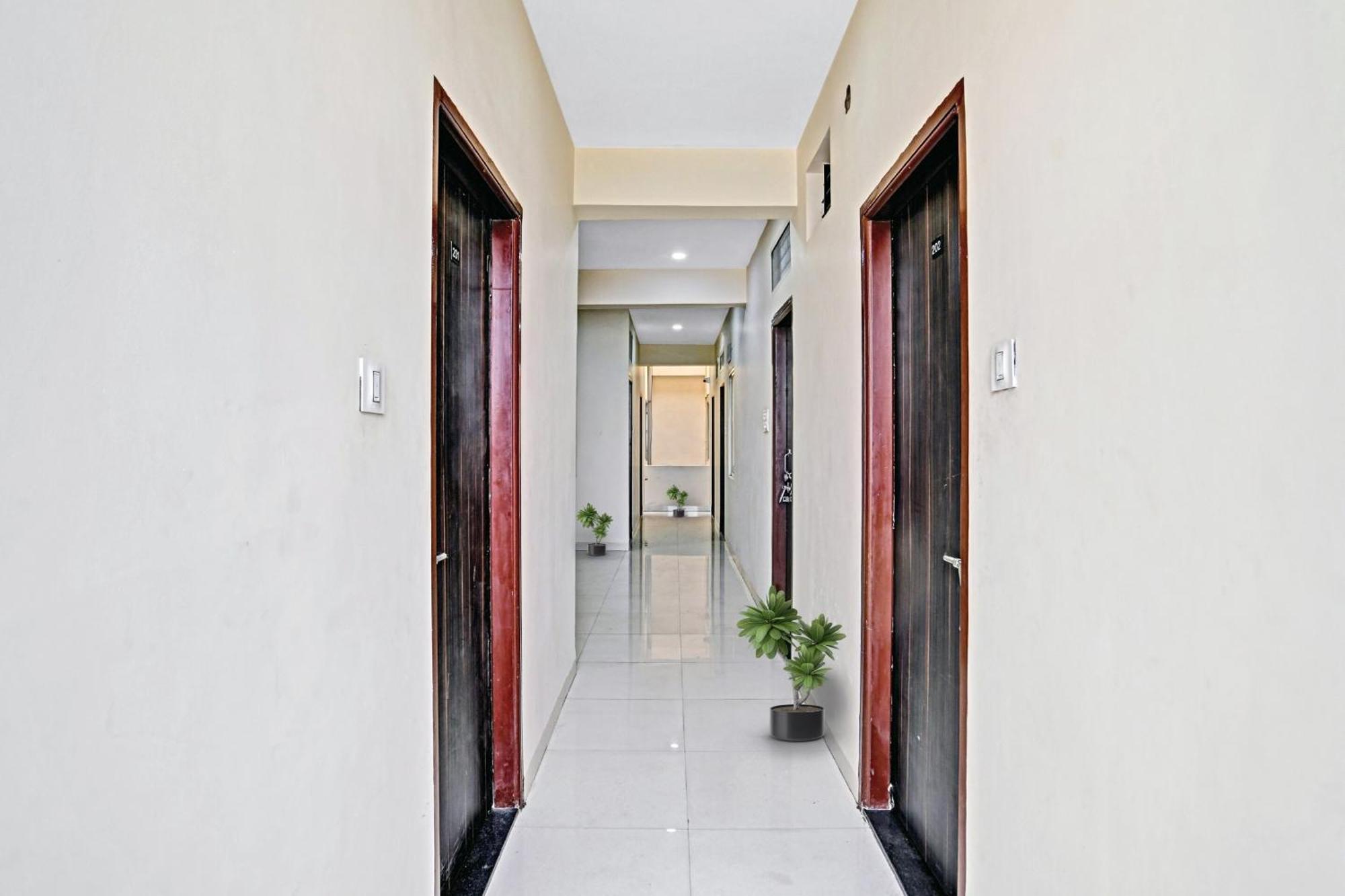 Hotel O Dream Palace إندور المظهر الخارجي الصورة