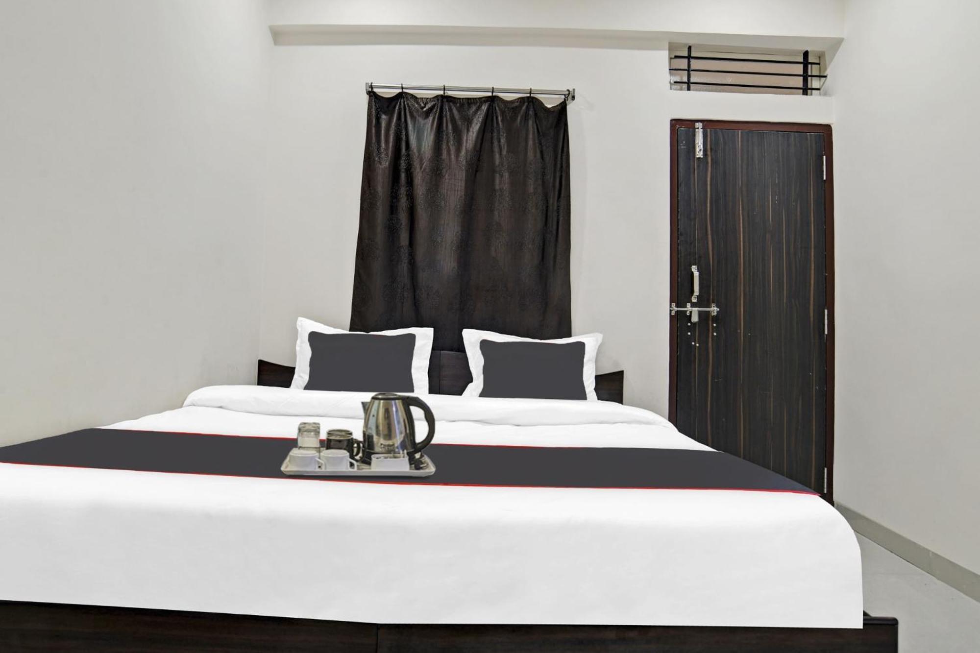 Hotel O Dream Palace إندور المظهر الخارجي الصورة